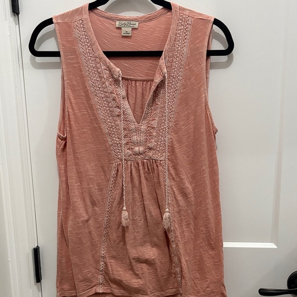 Lucky Brand Sleeveless Blouse in Dusty Pink